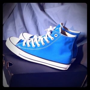 Premium Chuck Taylor Royal Blue Hi